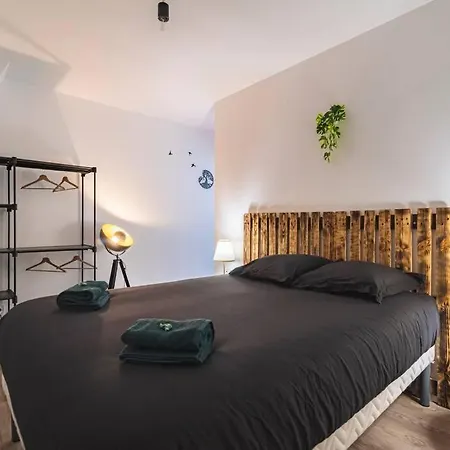 Logis Du Lys * Boult-sur-Suippe